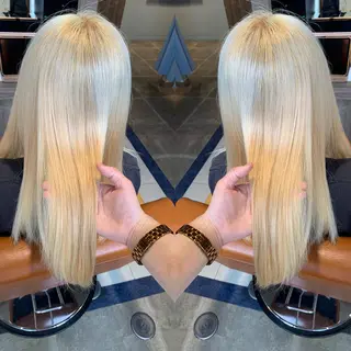 セミロング カラー 韓国🇰🇷 ✂︎hair 内田愛のヘアスタイル