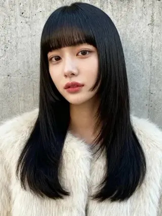 セミロング カラー 韓国レイヤーカット 🫧大阪梅田レイヤーのヘアスタイル