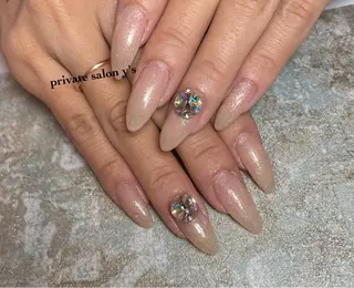 ネイル y' sのネイルデザイン