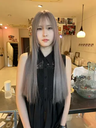 ロング カラー nishiura nanasaのヘアスタイル