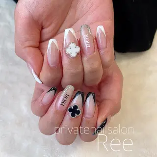 ネイル 知花 梨花のネイルデザイン