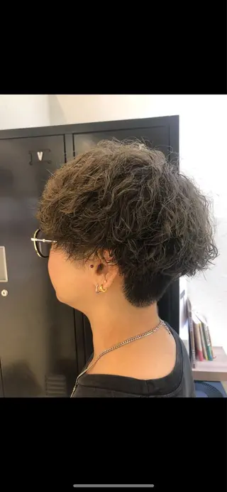 ショート カラー 艶質改善/縮毛矯正 ササキナツミのヘアスタイル