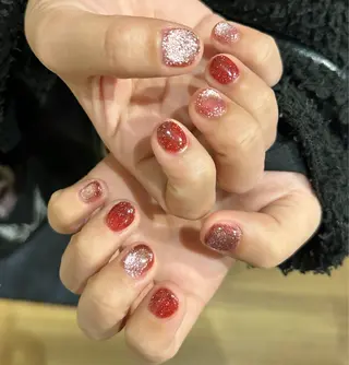 ネイル gratify心斎橋 松本のネイルデザイン