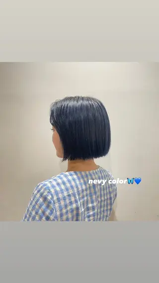 ショート カラー LUAU Ao所属・luau ao cahoのヘアスタイル