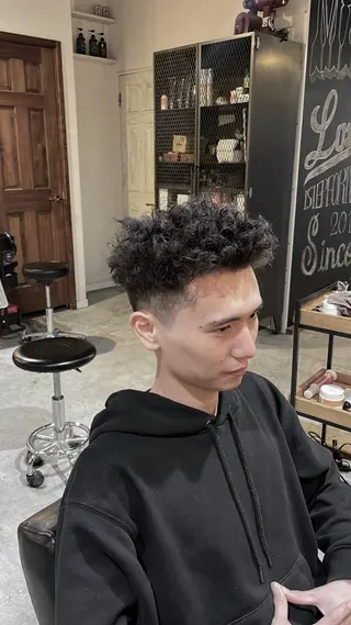 パーマ メンズ メンズ特化/フェード 樋口裕馬のヘアスタイル