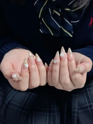ネイル Yuu🎀 Belle Nailのネイルデザイン