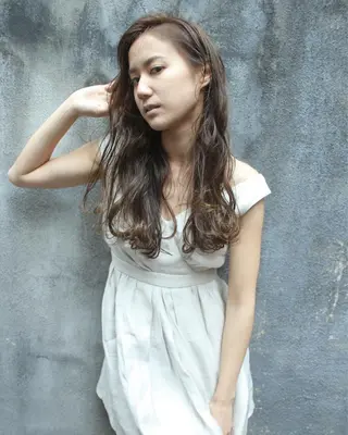 セミロング カラー vato マンツーマンサロンのヘアスタイル