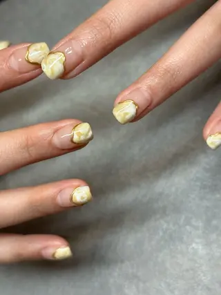 ネイル kiii.__ ✴︎*のネイルデザイン