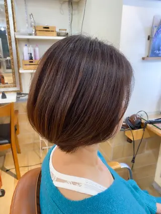 ショート カラー 金谷 美幸のヘアスタイル