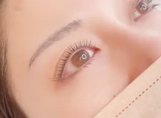 パーマ 内田 詩伊菜のマツエク・マツパデザイン