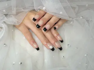 ネイル AYAKA🩵難波♡ 韓国ネイルで可愛く♡のネイルデザイン