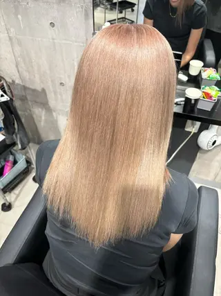 ロング カラー _white【京橋店】所属・_WHITE / KENTOのヘアスタイル