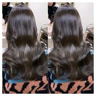 ロング カラー 村山 茉衣のヘアスタイル
