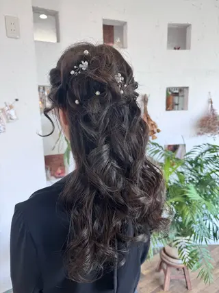 ヘアアレンジ 🌸小掛🌸 豊橋外国人風カラーのヘアスタイル