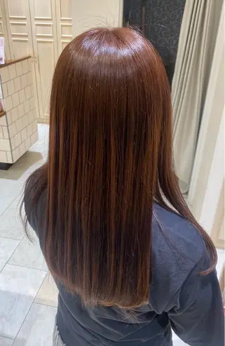 ロング カラー 林部 りおのヘアスタイル