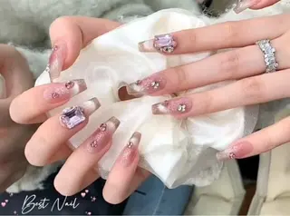 ネイル リ リのネイルデザイン