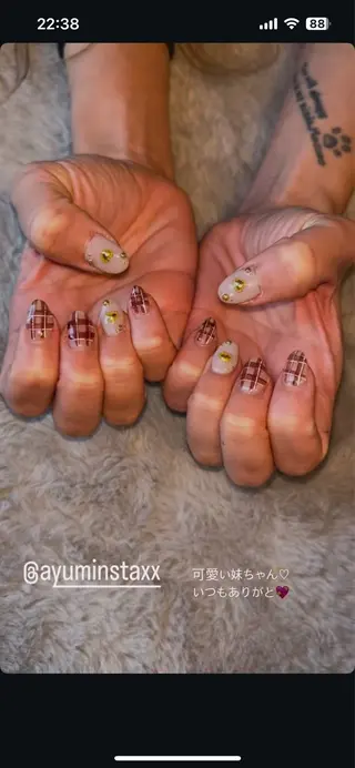 ネイル amunail所属・amunail浦川 歩のネイルデザイン