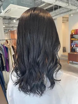 セミロング カラー ヘアアレンジ REONA🪽✨ 日常に馴染む髪🫧のヘアスタイル