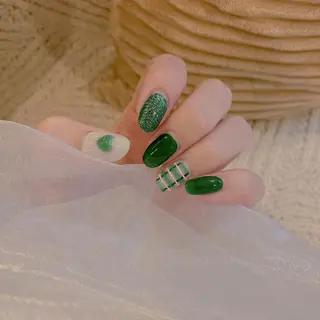 ネイル ℝ𝕌𝕂𝔸 ✿のネイルデザイン