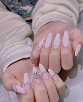 ネイル VIVIAN エイのネイルデザイン