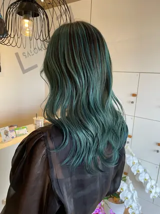 ミディアム カラー ブリーチ👩‍🦳/ ‪✂︎MANAMIのヘアスタイル