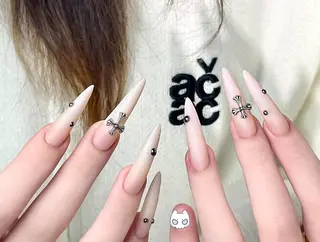 ネイル Molly _nailのネイルデザイン