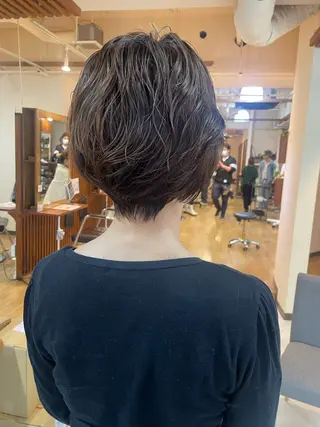 ショート パーマ 宮本 いぶきのヘアスタイル