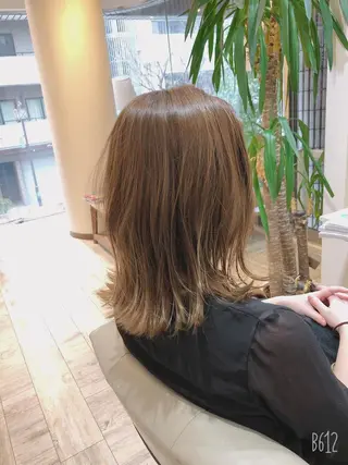 ミディアム カラー 【垢抜け大人髪】 TIARA西山のヘアスタイル