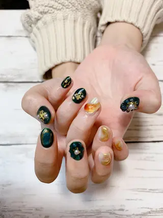 ネイル ゆず秋葉原 Vickyのネイルデザイン