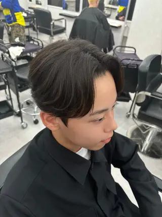 ミディアム パーマ メンズ 岩井 虎大郎のヘアスタイル