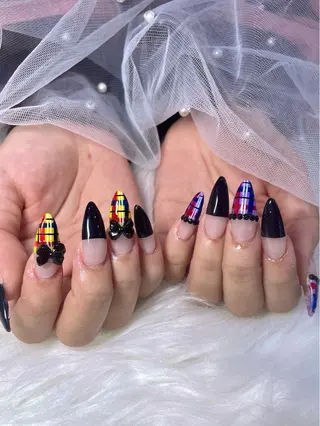 ネイル NAAZ nail所属・NAAZ nail Miのネイルデザイン