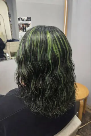 カラー パーマ MAAAAAC LEONのヘアスタイル