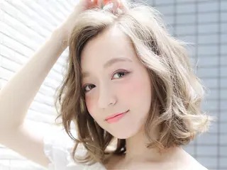 ミディアム カラー ヘアアレンジ フェザーパーマ/ ダブルカラー/藤田のヘアスタイル