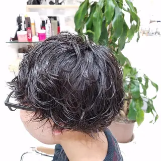 ショート パーマ メンズ BLUE MOON 辻岡健太のヘアスタイル