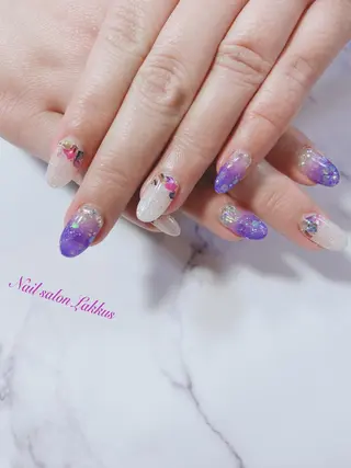 ネイル Lakkus T－CHIのネイルデザイン