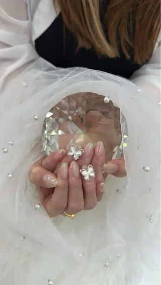 ネイル 丸山 志保のネイルデザイン