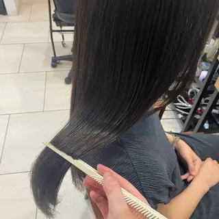 ロング カラー あやめ【顔まわり/レ イヤー/柔らかカラ】のヘアスタイル