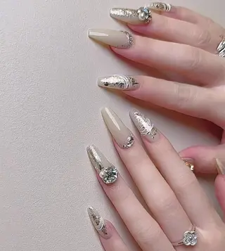 ネイル 相沢 さやかのネイルデザイン