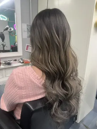 ロング asuin所属・Ｋ. NOKKIのヘアスタイル