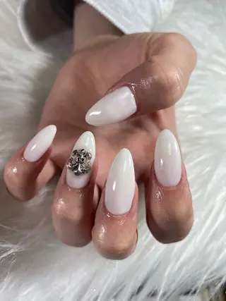 ネイル y mikuのネイルデザイン