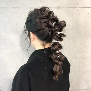 ロング ヘアアレンジ GrandStory SHIBUYA所属・卒業式お呼ばれ🕊️ ヘアセット✴︎ミキのヘアスタイル