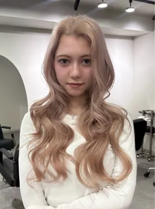 ロング カラー ヘアアレンジ 🌈【🎀ヘアデザイ ナー🎀】✨ノン✨のヘアスタイル