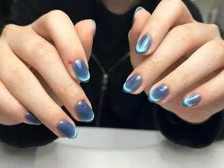 ミディアム ビン アンのネイルデザイン