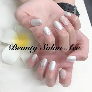 ネイル Beauty Salon Ace（ネイルサロン　エース）所属・池袋フィルイン Ace♡長さだしのネイルデザイン