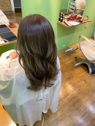ロング カラー 【エシカル】 HOSOMIのヘアスタイル