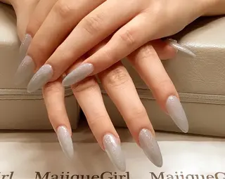 ネイル Magique パリ 専門店🎀のマツエク・マツパデザイン