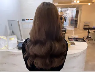 ロング ASAHI Lovisのヘアスタイル