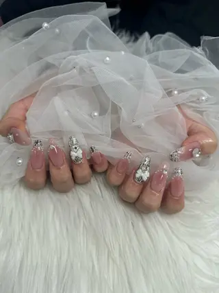 ネイル Nail's AOAQUA所属・AOAQUA SHIORIのネイルデザイン