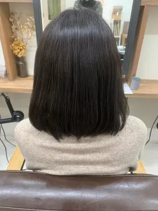 ミディアム カラー 室谷 ゆりあのヘアスタイル