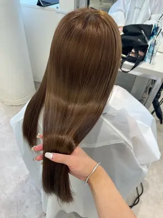 ロング MEI🎀つやカラー 🎀レイヤー🎀渋谷のヘアスタイル